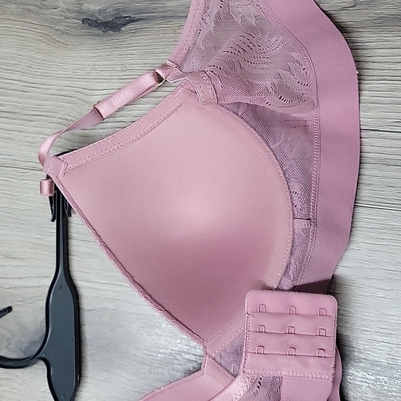 VINCE CAMUTO BRA. - Picture 6 of 7